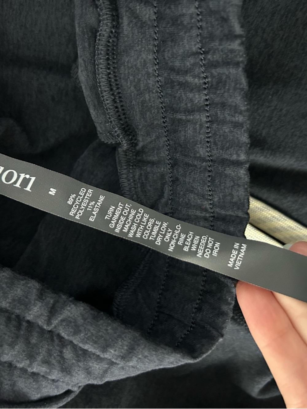 NWT Vuori Performance Joggers Midnight Heather - Picture 6 of 8